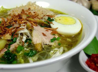 Classic Indonesian Chicken Soup (Soto Ayam)