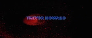 Trevor Howard un abuelango del consejo de Kripton que aparece en los créditos por delante de la mismísima Lois Lane - Supermán