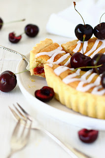 Kersen Bakewell tart