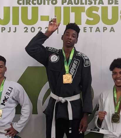 Aluno do 3ºD (EM) conquista o primeiro lugar na III Etapa do Circuito Paulista 2022 de Jiu Jitsu 