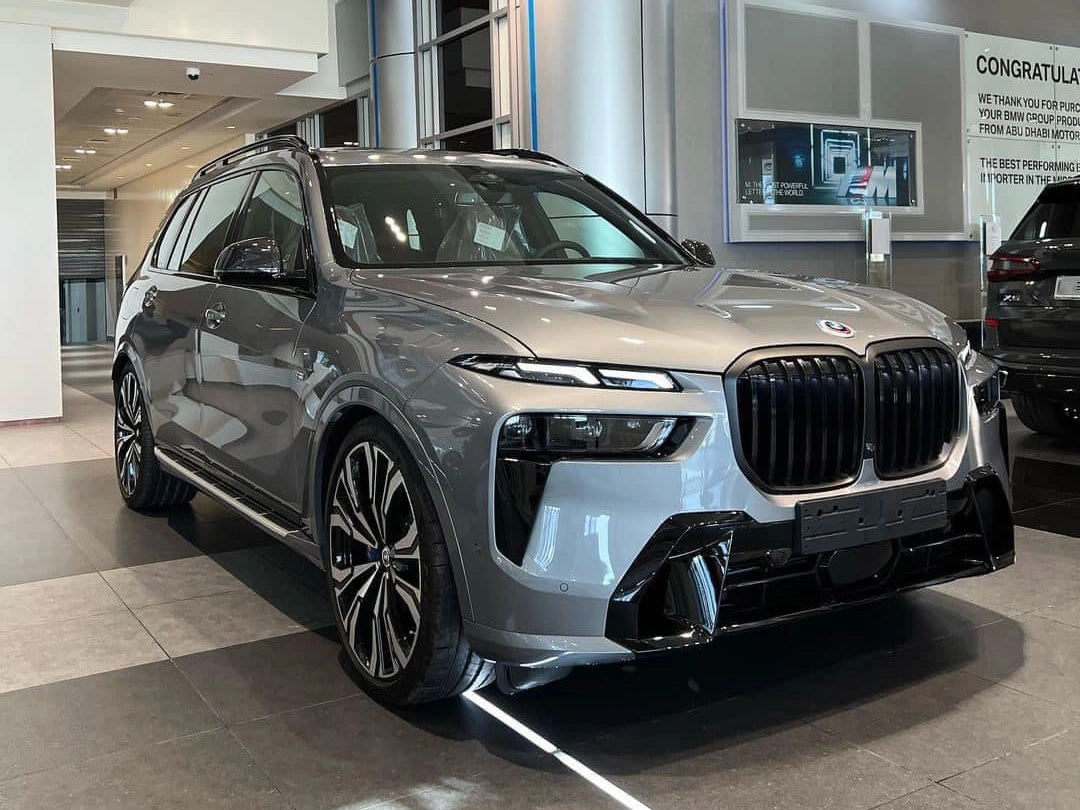 BMW X7 2023 ra mắt Việt Nam tháng này, đại lý báo giá từ 6,299 <a href=