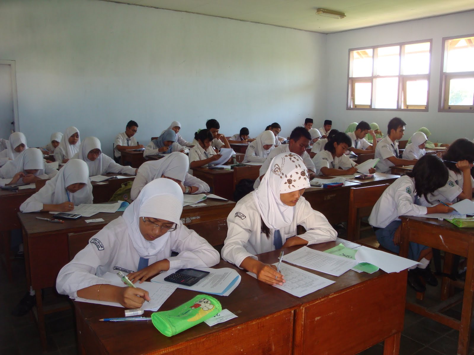 Kartu soal yang dimaksud dalam posting an ini adalah Kartu Soal Ulangan Kenaikan Kelas UKK