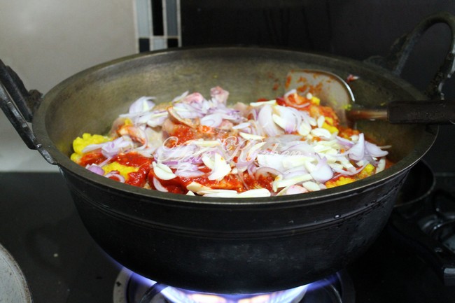 Rendang Pedas Ayam dan Pulut Kuning - Azie Kitchen