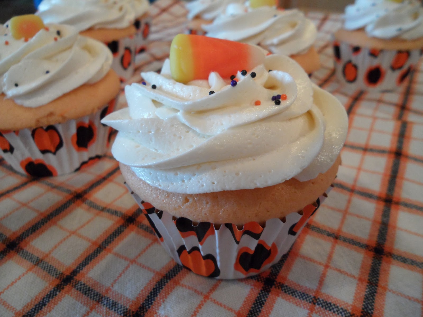 cute halloween cupcakes Wednesday, October 26, 2011