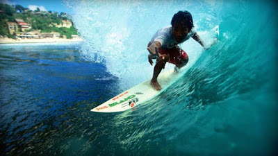 bali surfing