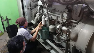 SERVICE GENSET AREA SUKADIRI KABUPATEN TANGERANG