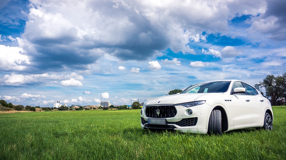 Spesifikasi dan Harga Mobil Maserati Terbaru