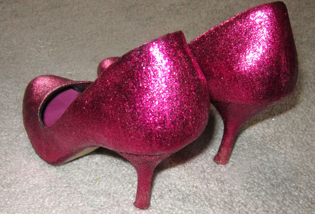 DIY Glitter Shoes