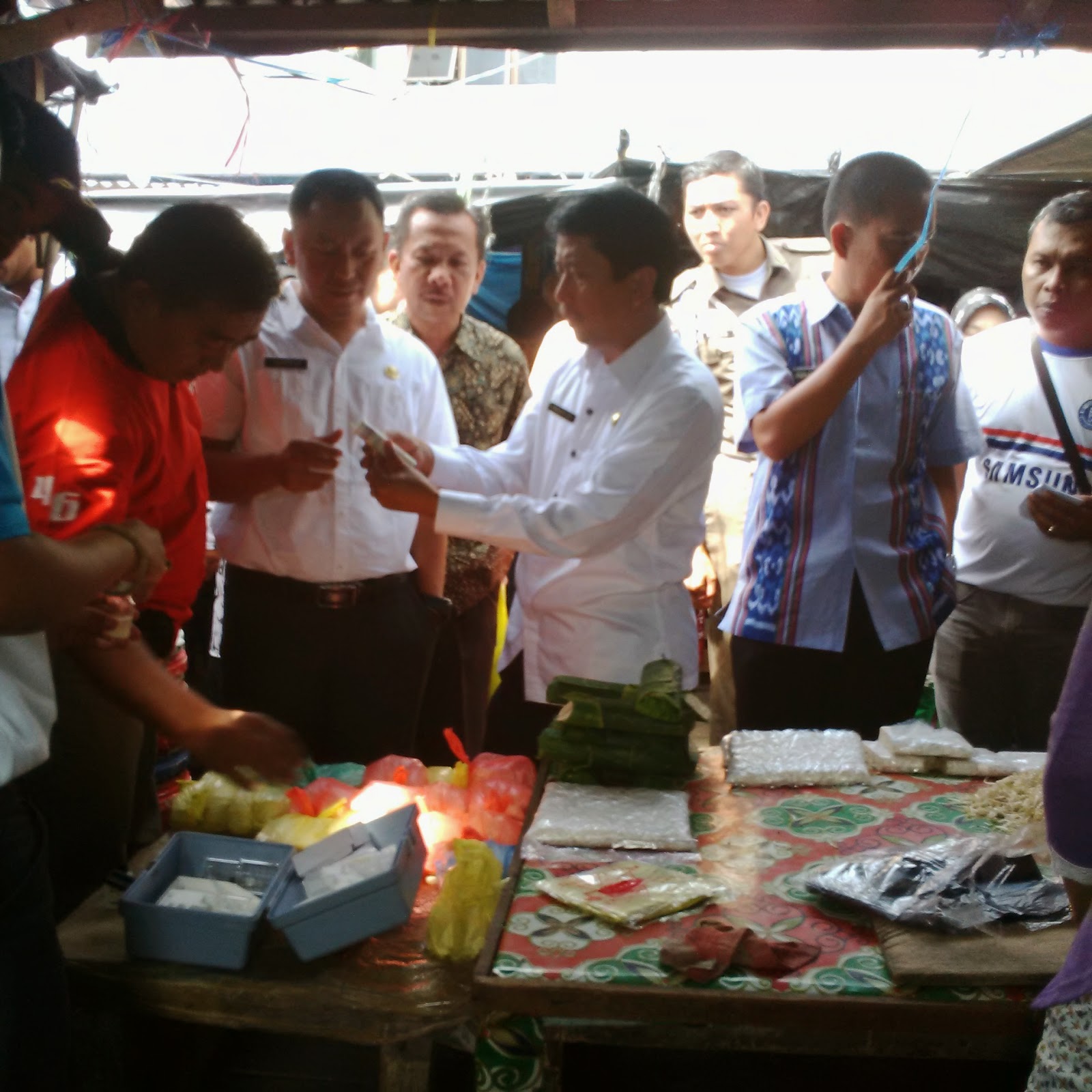 Sidak Pasar Tradisional Kayuagung, Tim Temukan Tahu Berformalin Hingga 200 ml gram