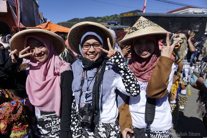 Serba-serbi pengunjung Dieng Culture Festival