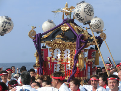  寒川神社