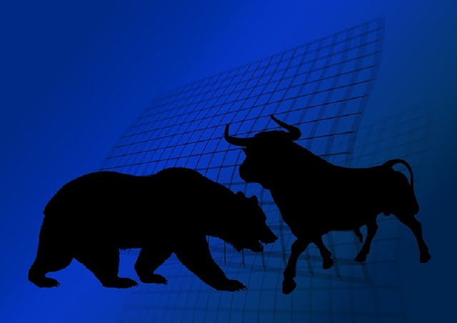 The crypto market has recently been in the midst of a prolonged bear market, with many investors experiencing significant losses due to its consistently low price over the past six months. While this development has been decidedly negative for most investors, there are some promising signs that the bear market could end soon, allowing bitcoin and other digital currencies to return to their former highs or even rise even higher from there. If you’re looking to benefit from the next big bull run, here are some tips on how to survive (and thrive) in a bear market.