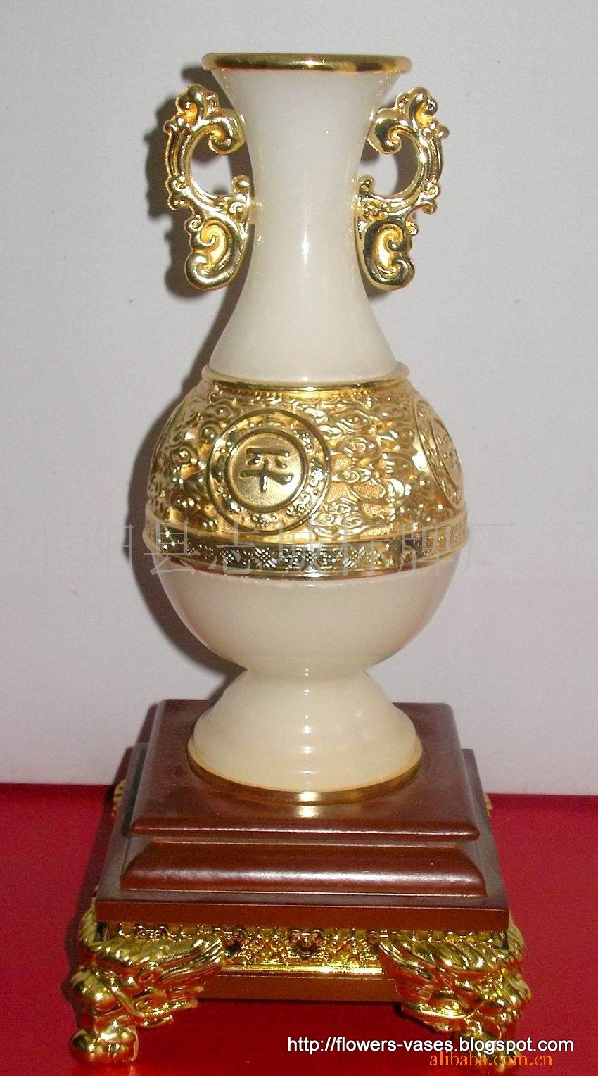 Flowers vases:vases-13147