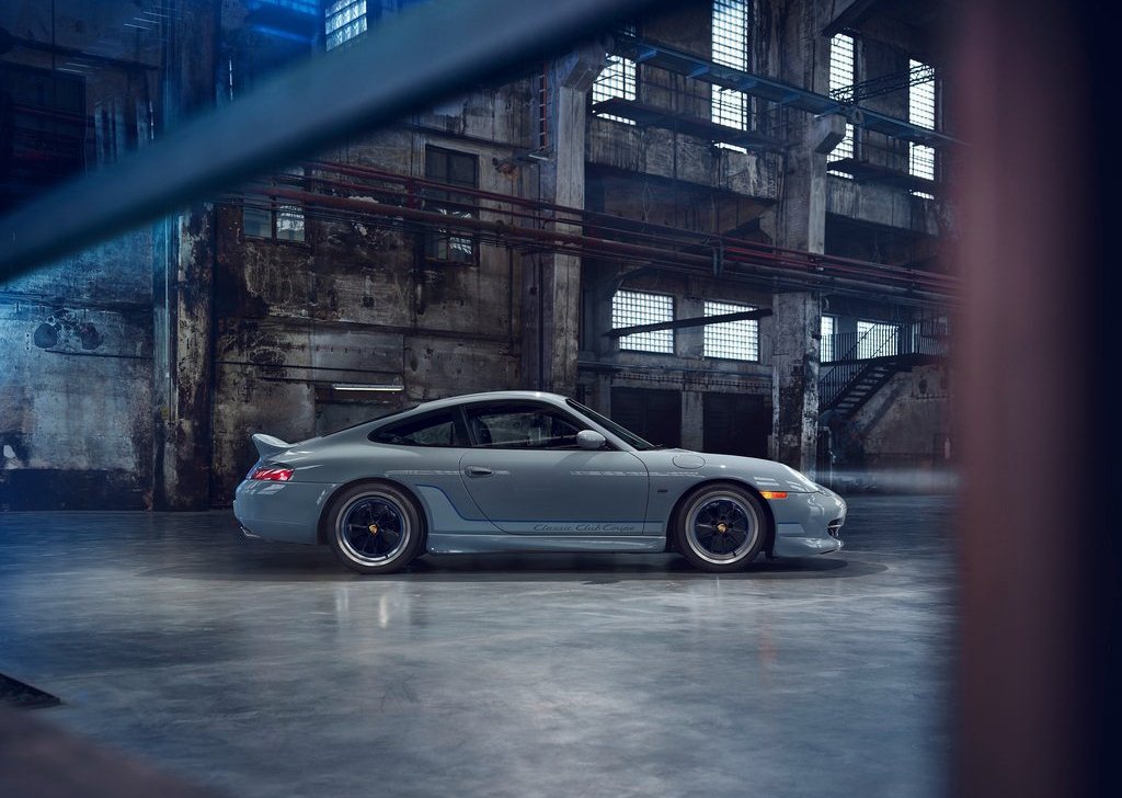 2022 Porsche 911 Classic Club Coupe