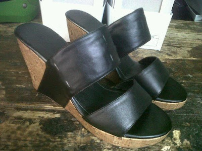 Aneka model sepatu sandal wanita murah,sandal wanita model Black