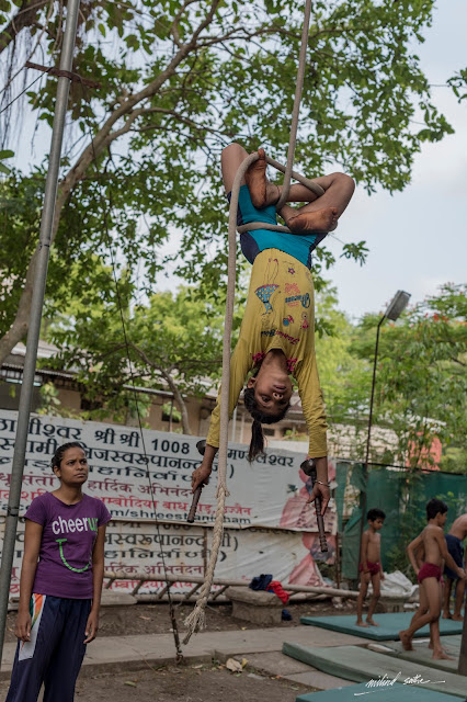 Rope mallakhamb at Ujjain - 1 (www.milind-sathe.com)