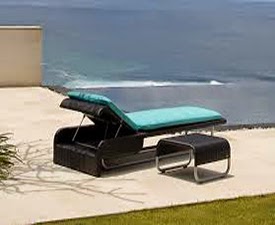  Aluminum Benches Built to Withstand the Elements