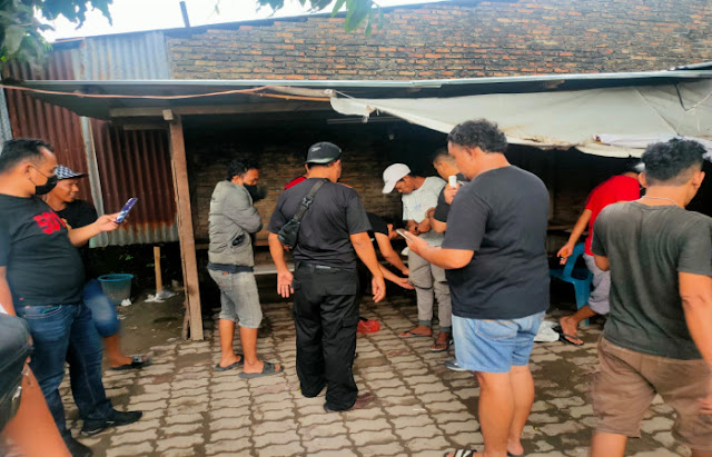 Gerebek Kampung Narkoba,  Polsek Seituan Temukan Banyak Alat Bong Isap Sabu