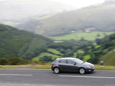 Vauxhall Astra car photo 