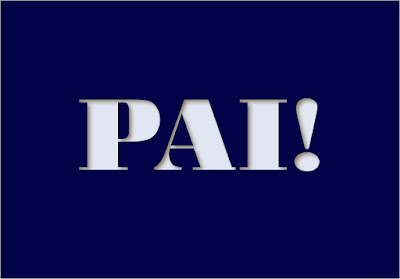 A imagem de fundo azul e caracteres em branco está inscrito: PAI!