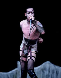 marilyn manson fashion disaster