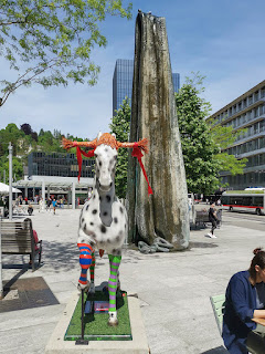 Das Pippi-Langstrumpf-Pferd auf dem Kornhausplatz St. Gallen