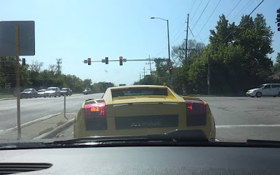 Επική γκάφα από οδηγό μιας Lambo!