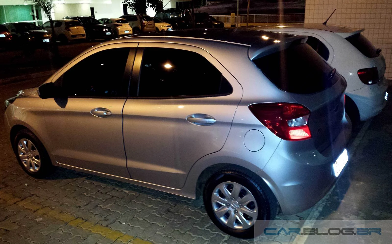 Novo Ford Ka 1.0 2015 - prata