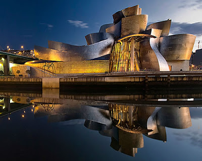 Guggenheim Museum in Bilbao - Frank Gehry 