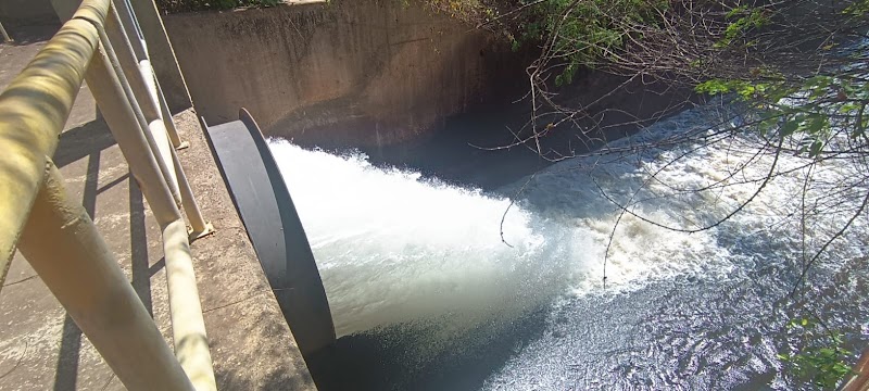 JOSELÂNDIA | COMPORTAS DA BARRAGEM DO RIO FLORES SÃO ABERTAS