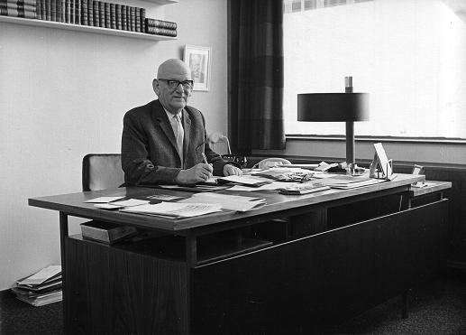 Rector de heer J.P.A. Dekker
