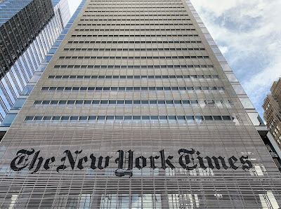 Il grande palazzo dove ha sede la redazione del New York Times