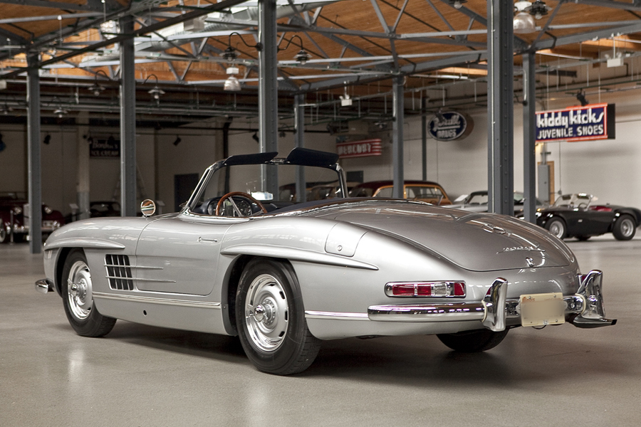 Vintage Chic 1957 Mercedes 300 SL Roadster