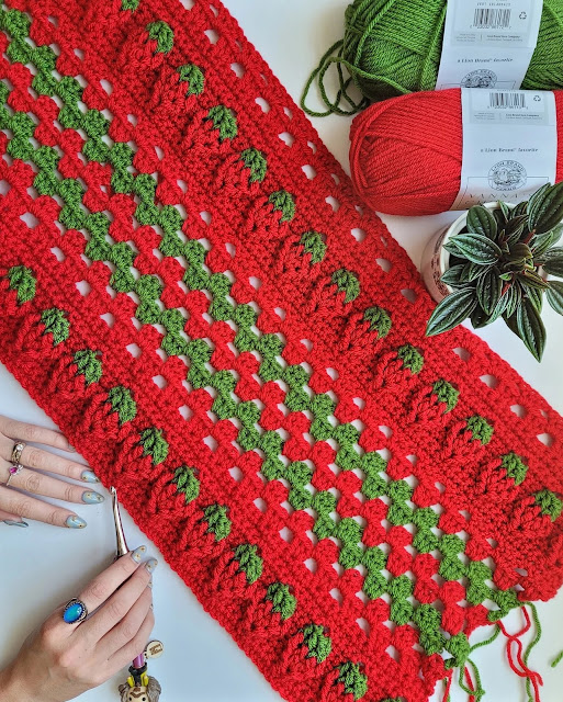Crochet Strawberry afghan granny