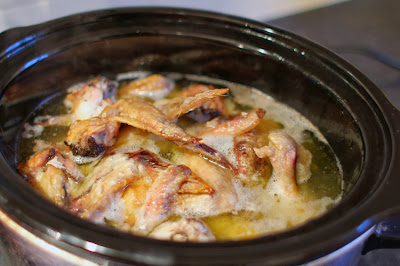 Making stock in a slow cooker