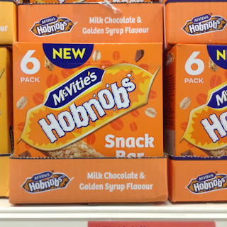 mcvitie's hobnobs milk chocolate and golden syrup flavour snack bars