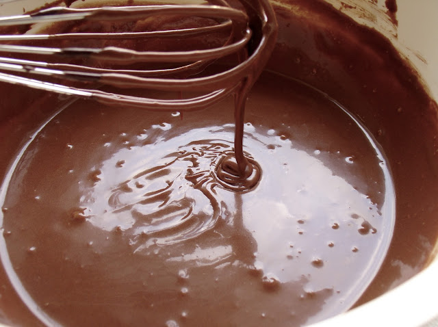 LaCoquetteRebelle - Recette du gâteau au chocolat sans beurre et sans sucre