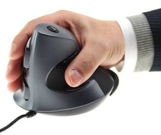  how to hold mouse