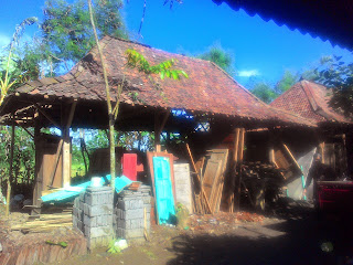 rumah limasan