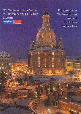 Weihnachtsmarkt vor der Frauenkirche Dresden, Januar 2011