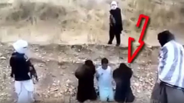 ΑΠΙΣΤΕΥΤΟ! Σκηνές βγαλμένες από ταινία δράσης του Χόλιγουντ: Ταλιμπάν τoν πάνε για εκτέλεση κι εκείνος αρπάζει το όπλο και τους σκοτώνει! (ΒΙΝΤΕΟ)