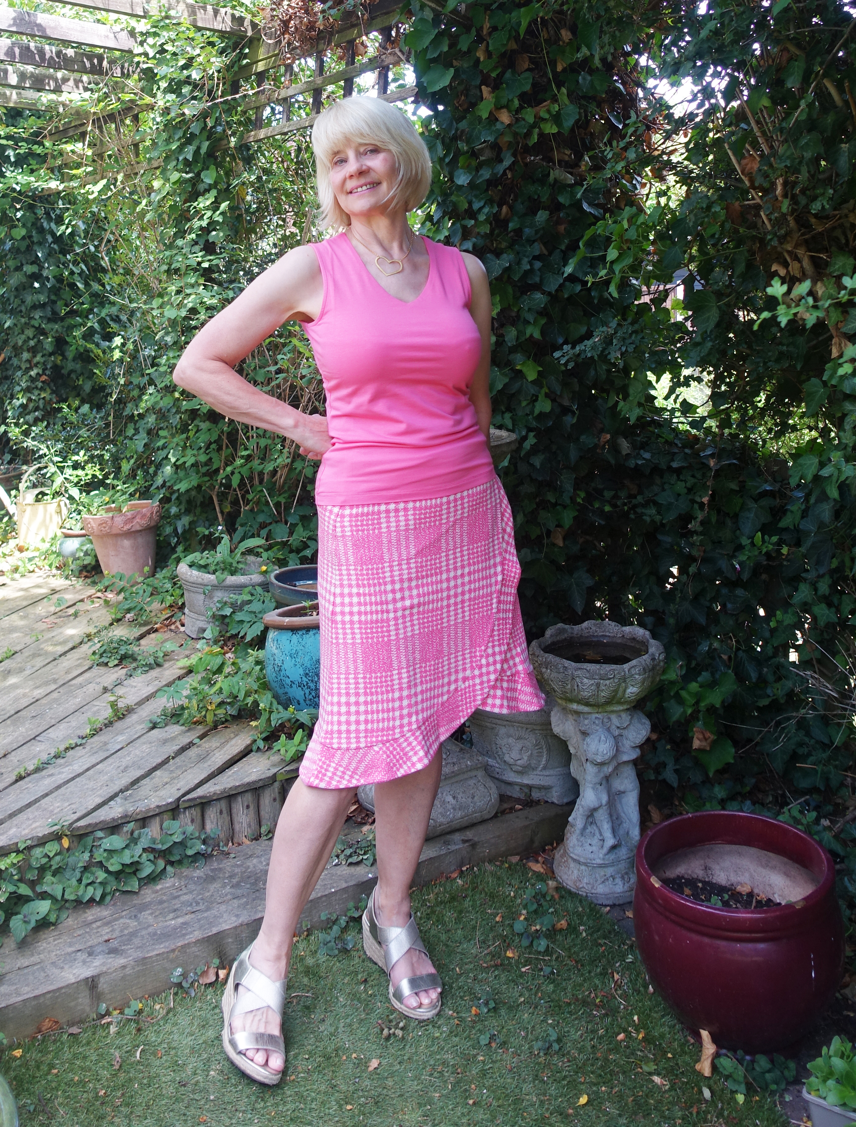 Is This Mutton blogger Gail Hanlon in the new spring colors of her color analysis re-rate