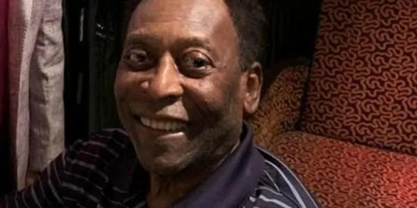 Pele stable in hospital amid claims of end-of-life care