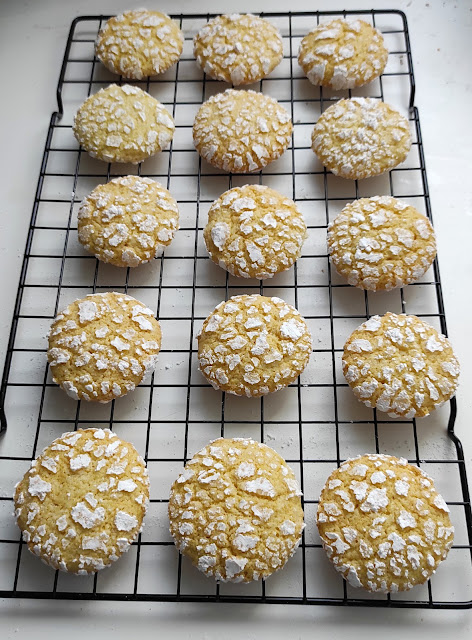 biscotti al limone, crinckle cookies