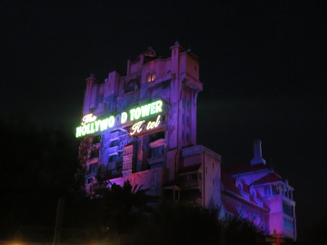 Hollywood Tower Hotel Tower Of Terror Lit Up At Night Disney's Hollywood Studios