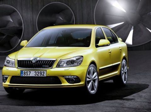 Skoda Laura RS 2012