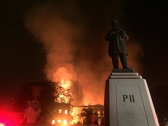 Luto pelo Museu Nacional (Rio de Janeiro)