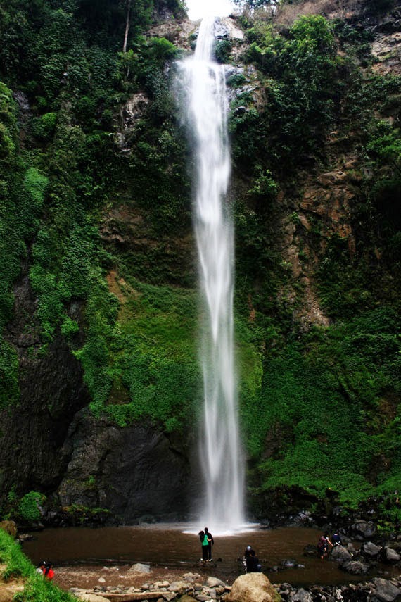 Video Berwisata Ke Curug Cimahi  Bandung  Jawa  Barat 