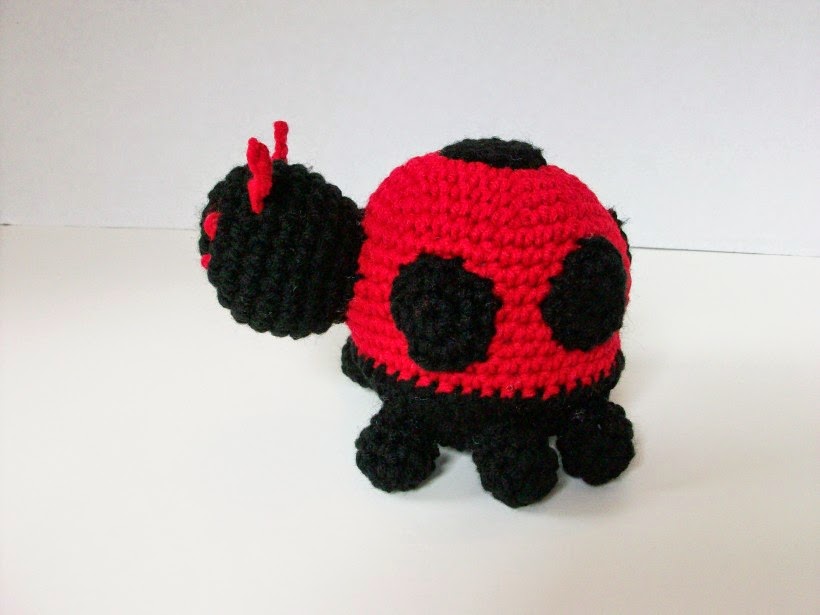 red ladybug in crochet