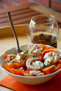 Queso de yogurt griego & Ensalada de zanahoría,bonito y queso. 